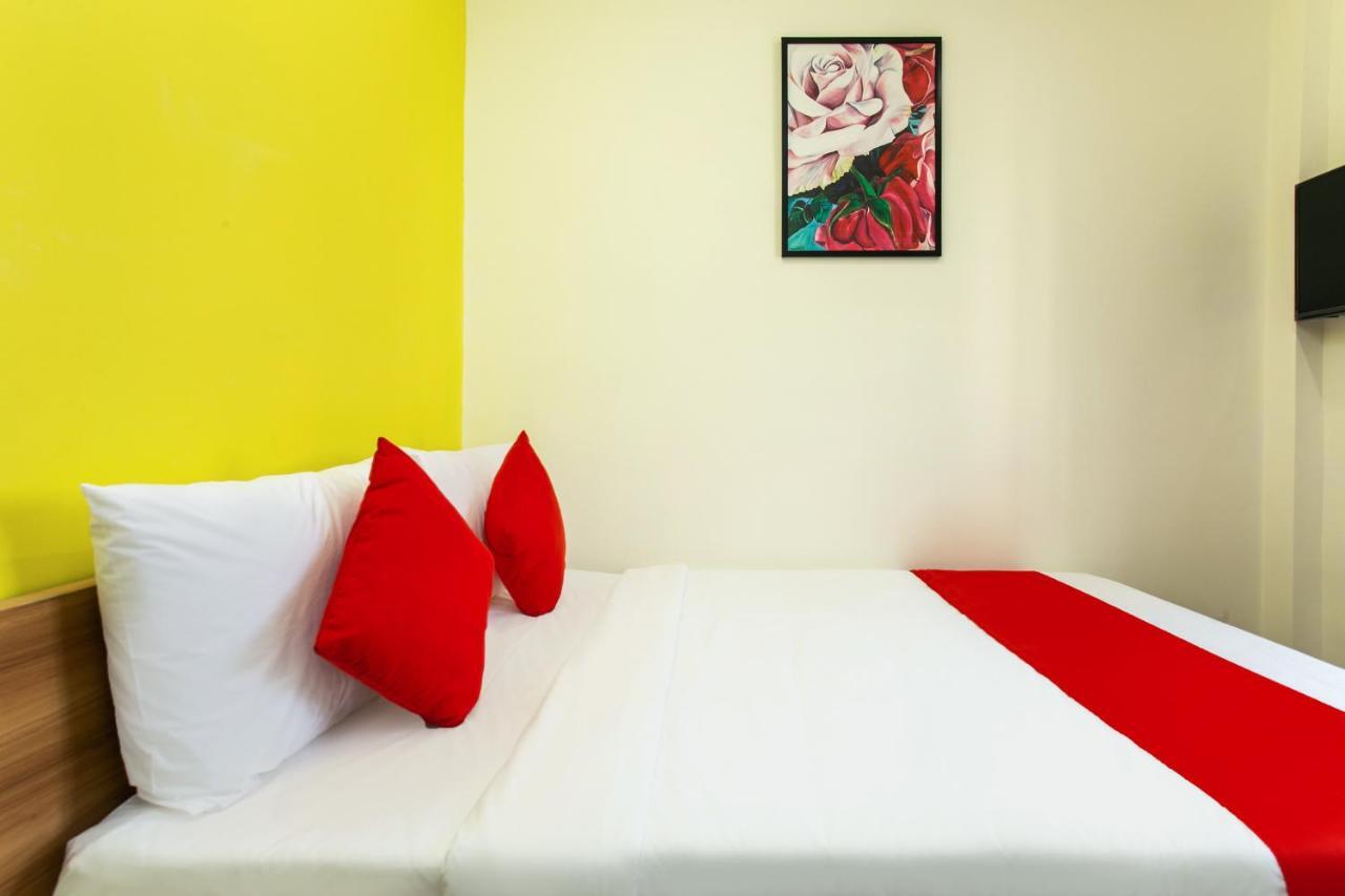 Hotel Oyo 658 Euro Gold House And Coffee Đà Nẵng Exterior foto
